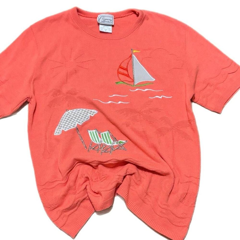Vintage 90s coral beach scene embroidered short sleeve sweater